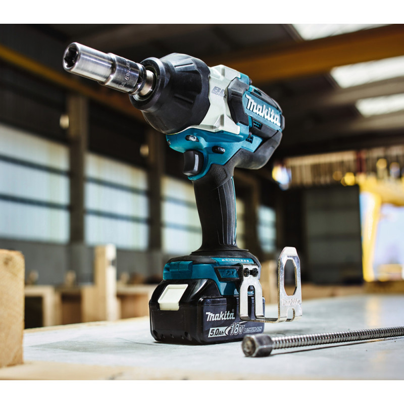 Boulonneuse 18V 5Ah 1000Nm 1/2 DTW1002RTJ Makita
